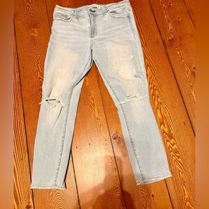 Abercrombie & Fitch Light Blue Ripped Super Skinny ankle jeans. Mid rise